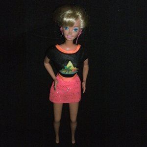 Vintage 1993 Glitter Hair Barbie Blonde Black Pink Outfit & Palm Tree Earring